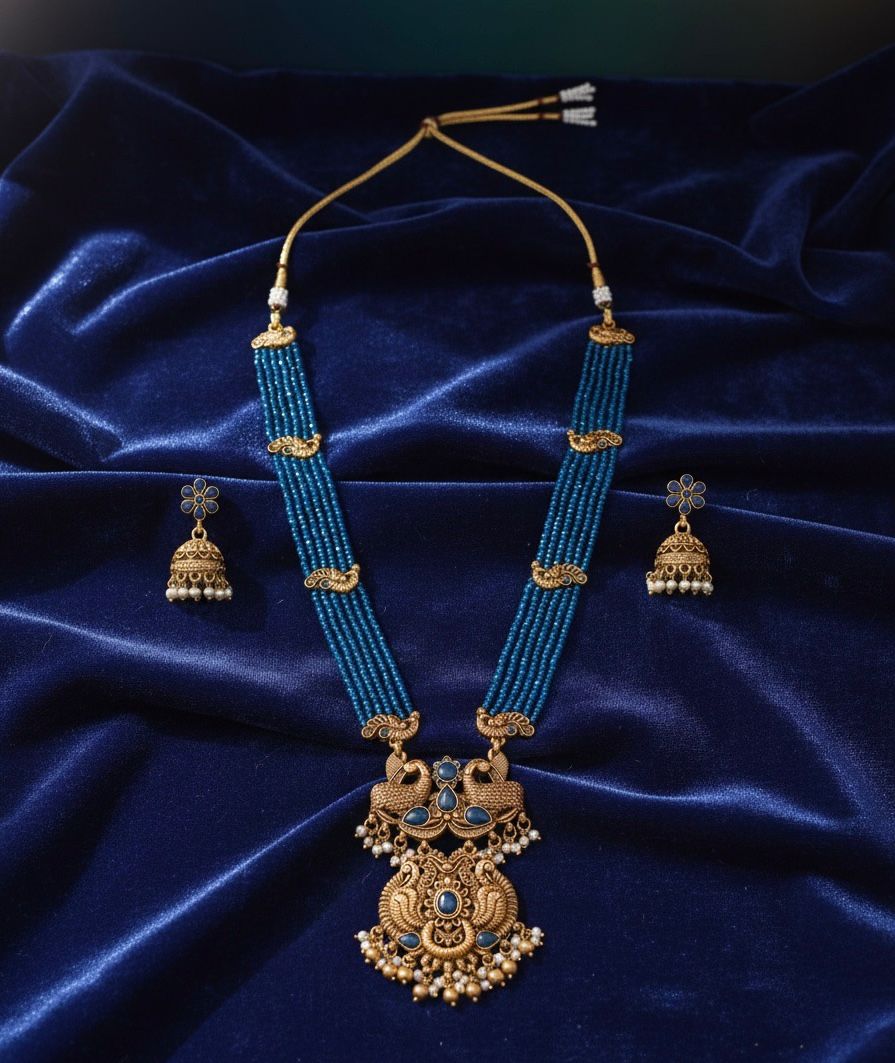 Traditional Design Temple Jewellery Set With Matching Earrings TM471BLUE