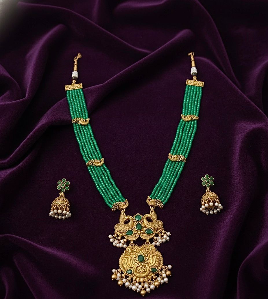 Traditional Design Temple Jewellery Set With Matching Earrings TM471GREEN