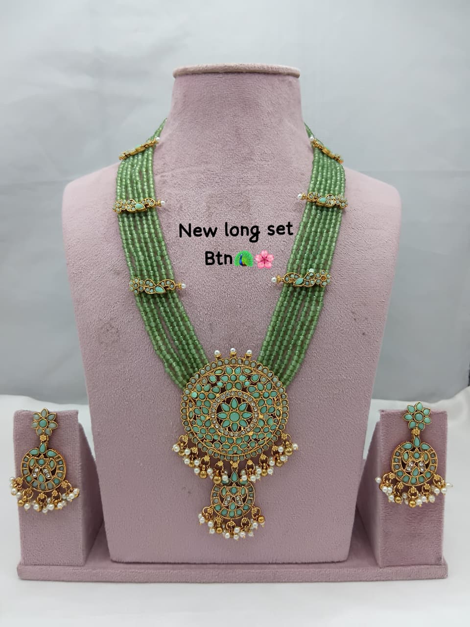 Traditional Design Temple Jewellery Set With Matching Earrings TM472SEAGREEN