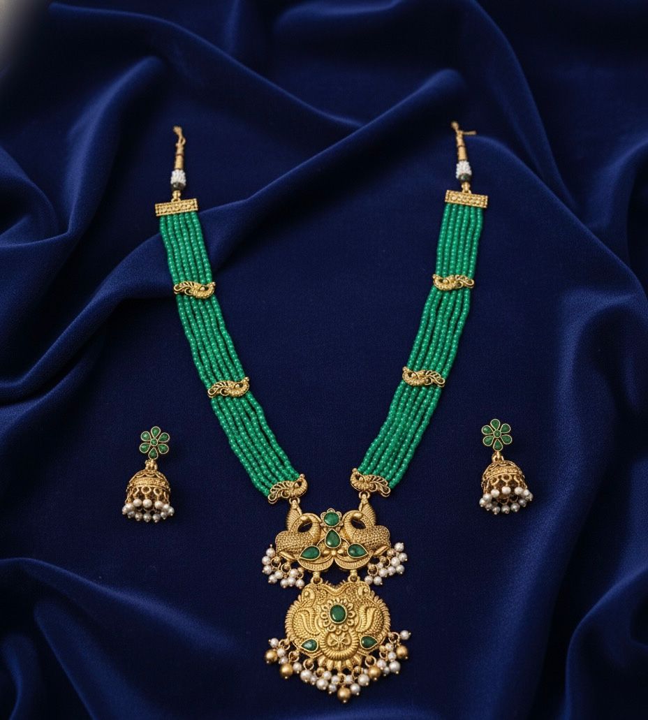 Traditional Design Temple Jewellery Set With Matching Earrings TM471GREEN