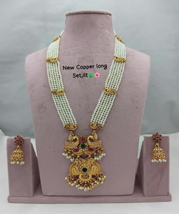 Traditional Design Temple Jewellery Set With Matching Earrings TM471WHITE