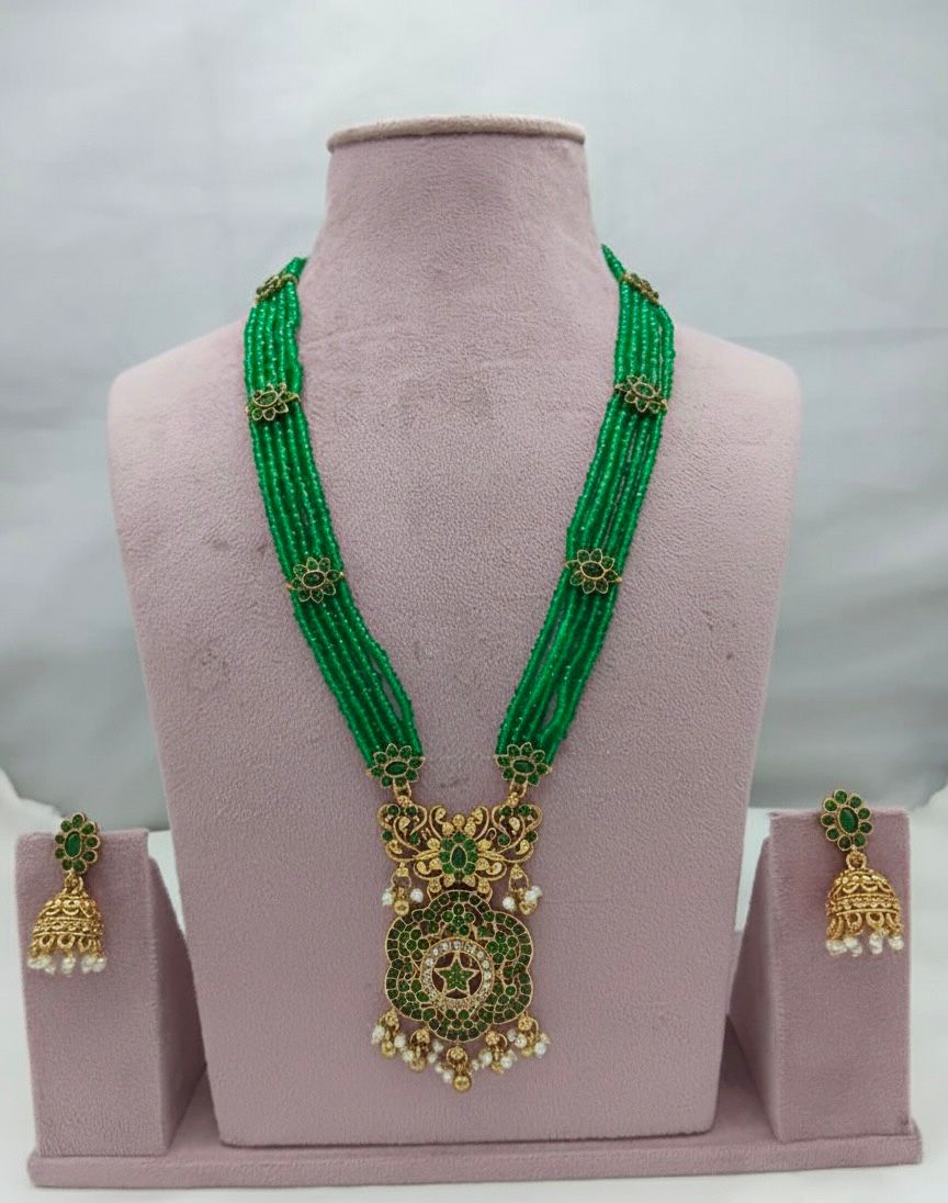 Traditional Design Temple Jewellery Set With Matching Earrings TM-473GREEN