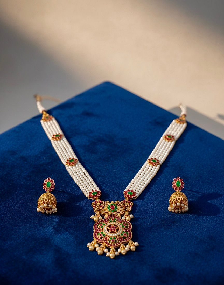 Traditional Design Temple Jewellery Set With Matching Earrings TM-473M.G