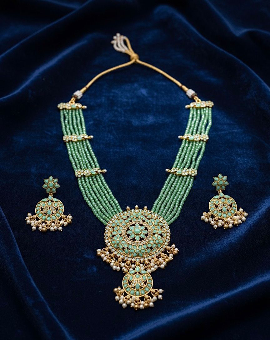 Traditional Design Temple Jewellery Set With Matching Earrings TM472SEAGREEN