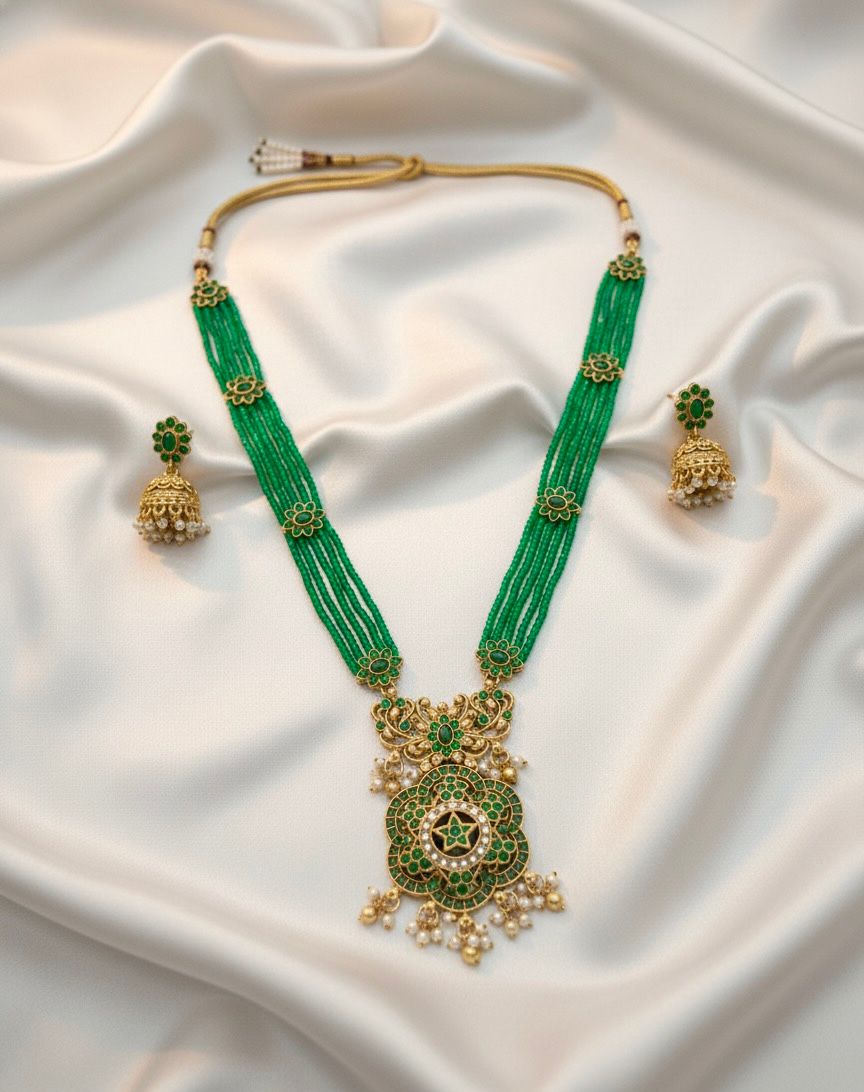 Traditional Design Temple Jewellery Set With Matching Earrings TM-473GREEN