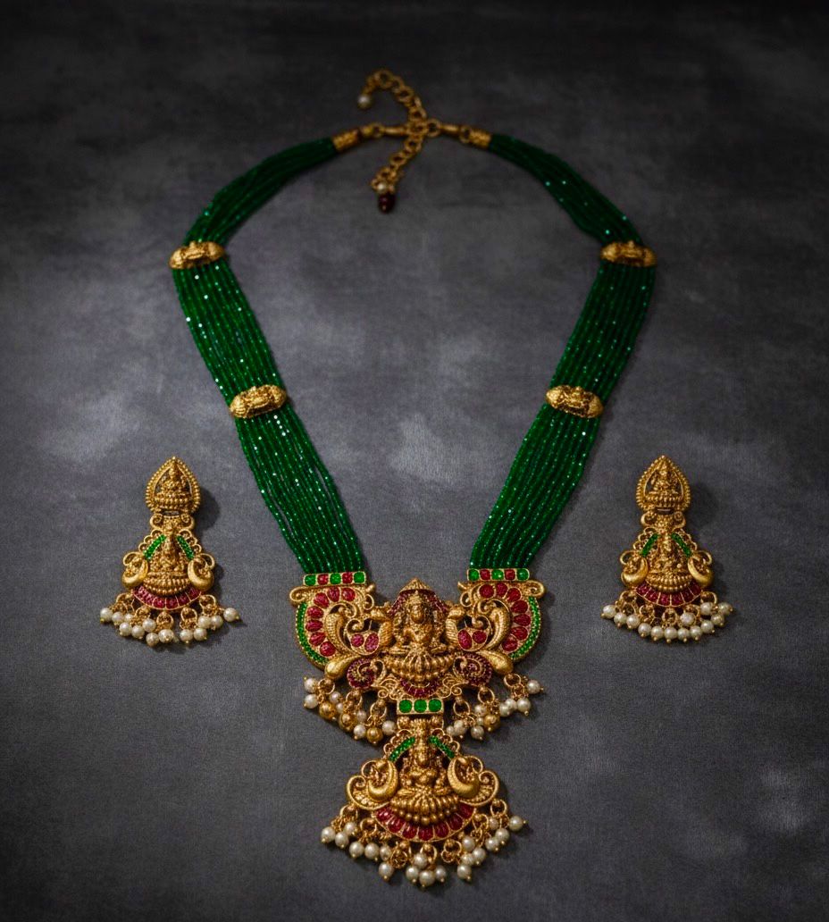 Traditional Design Temple Jewellery Set With Matching Earrings TM474GREEN
