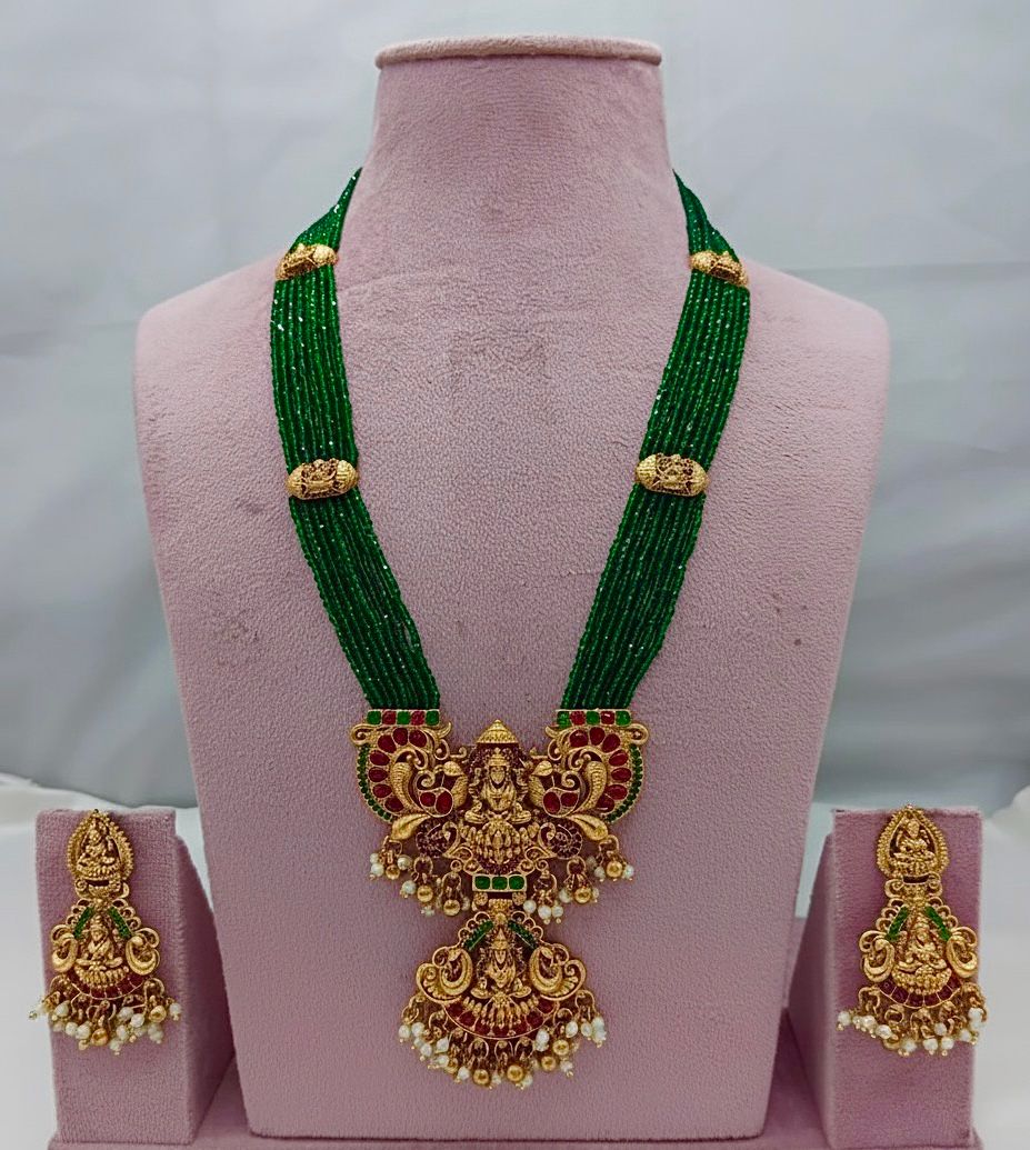 Traditional Design Temple Jewellery Set With Matching Earrings TM474GREEN