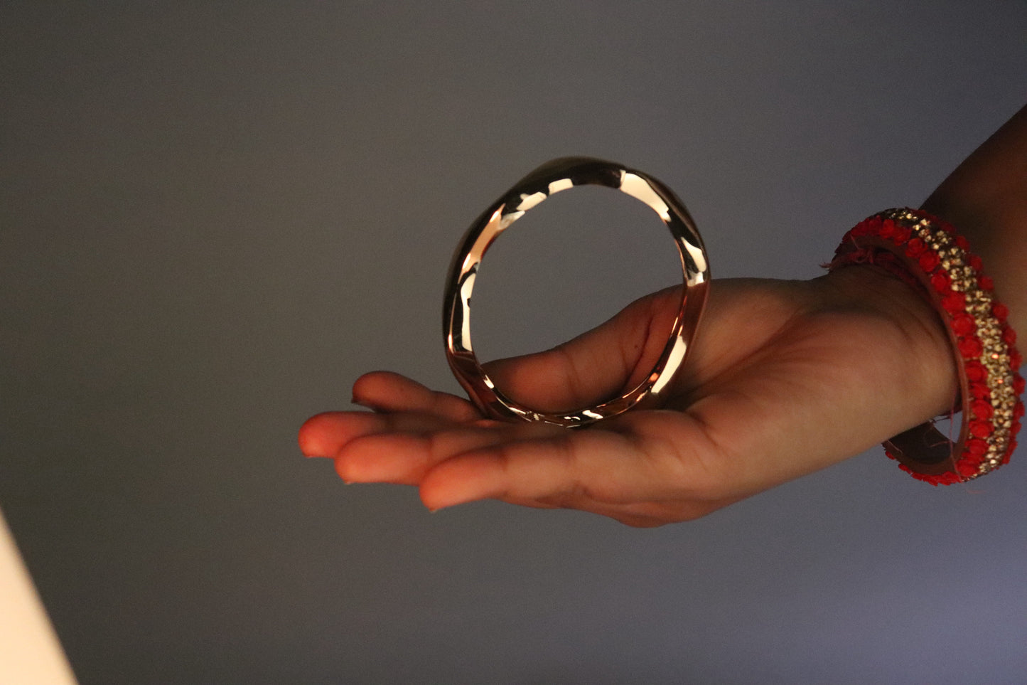 Stylish Gold-Tone Wavy Texture Imitation Bangle - Affordable Stackable Cuff