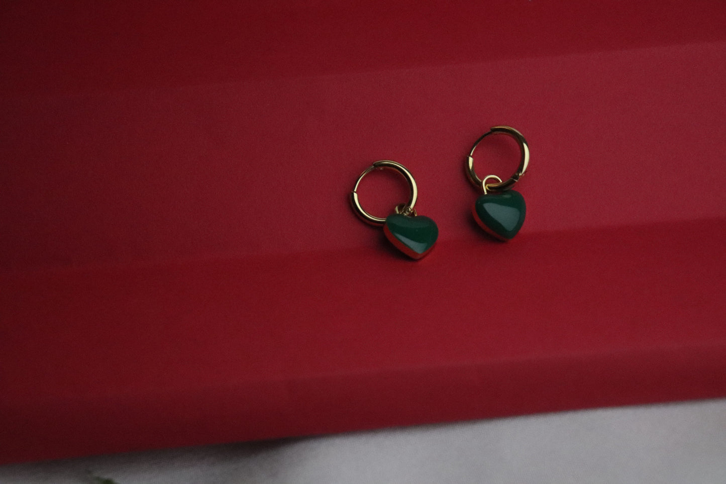 Playful Gold-Tone Green Heart Drop Earrings - Imitation Charm