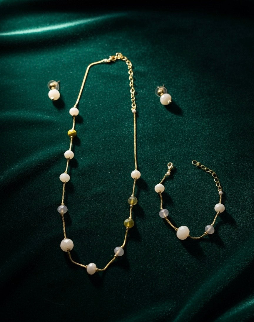 CRYSTAL BEADS & PEARLS BEADS NECKLACE CK-09