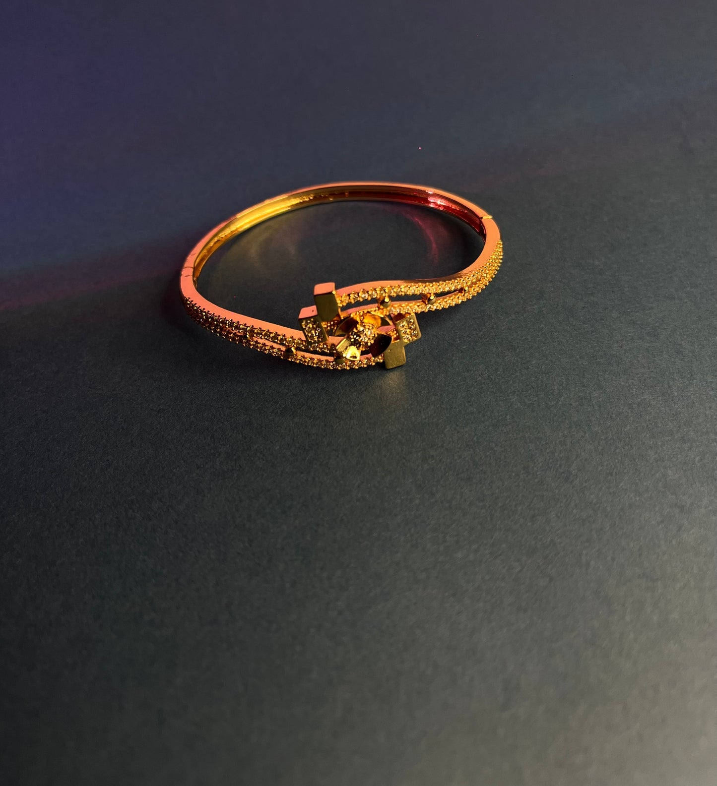 💛 Golden Bloom Designer Diamond Bracelet for Women