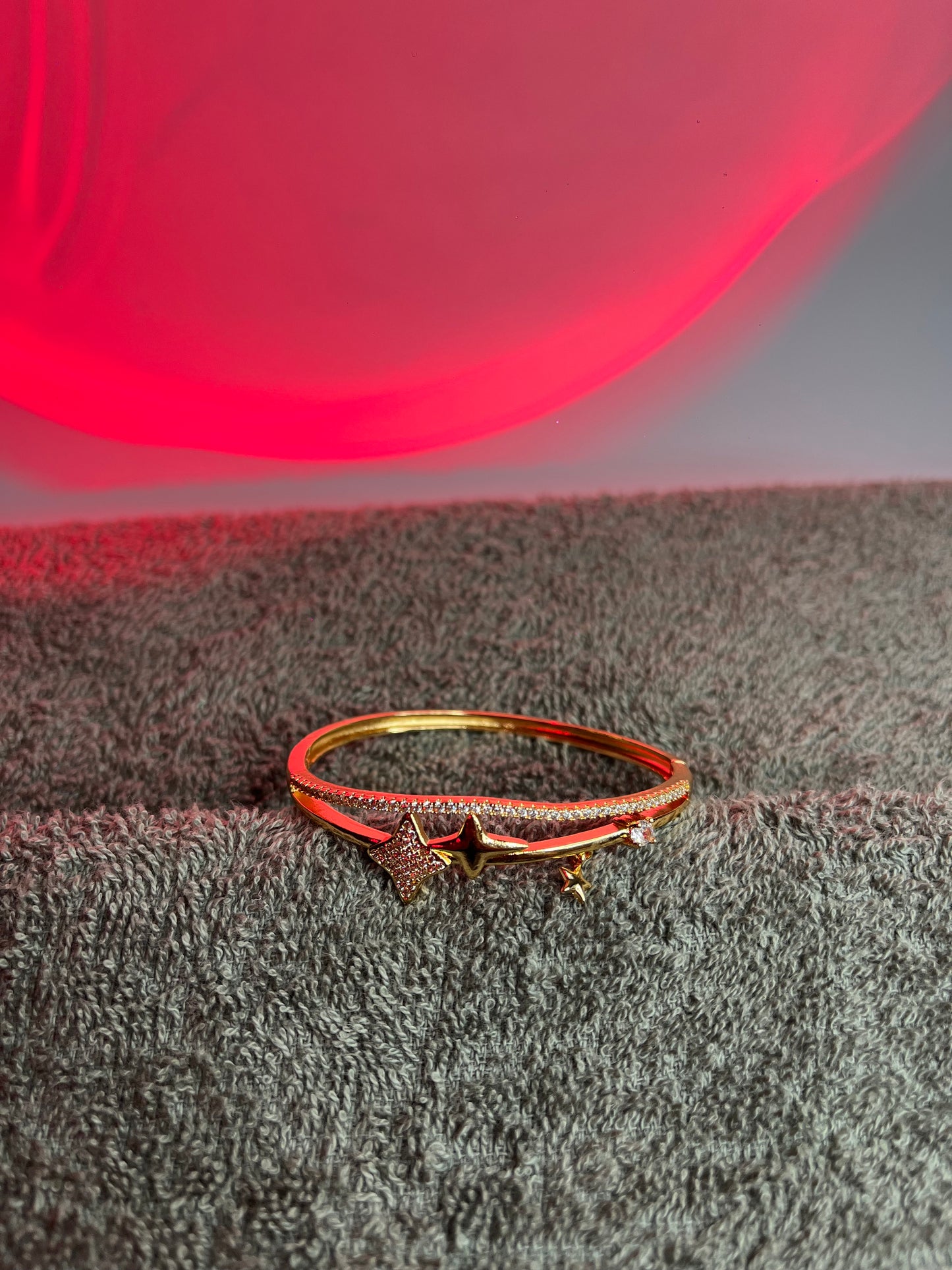 ✨ Golden Starry Elegance Bracelet
