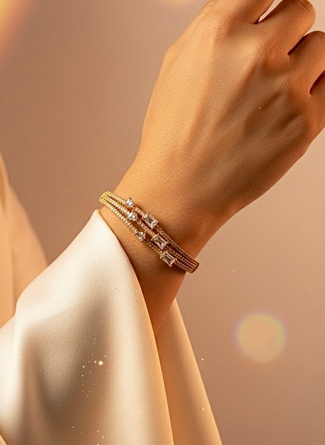 💛 Golden Bloom Designer Diamond Bracelet for Women