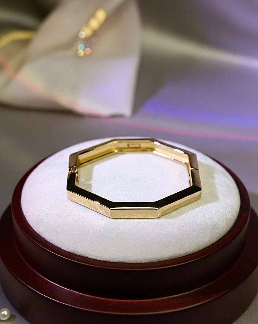 Stylish Gold Geometric Cuff Bracelet – Modern Edge