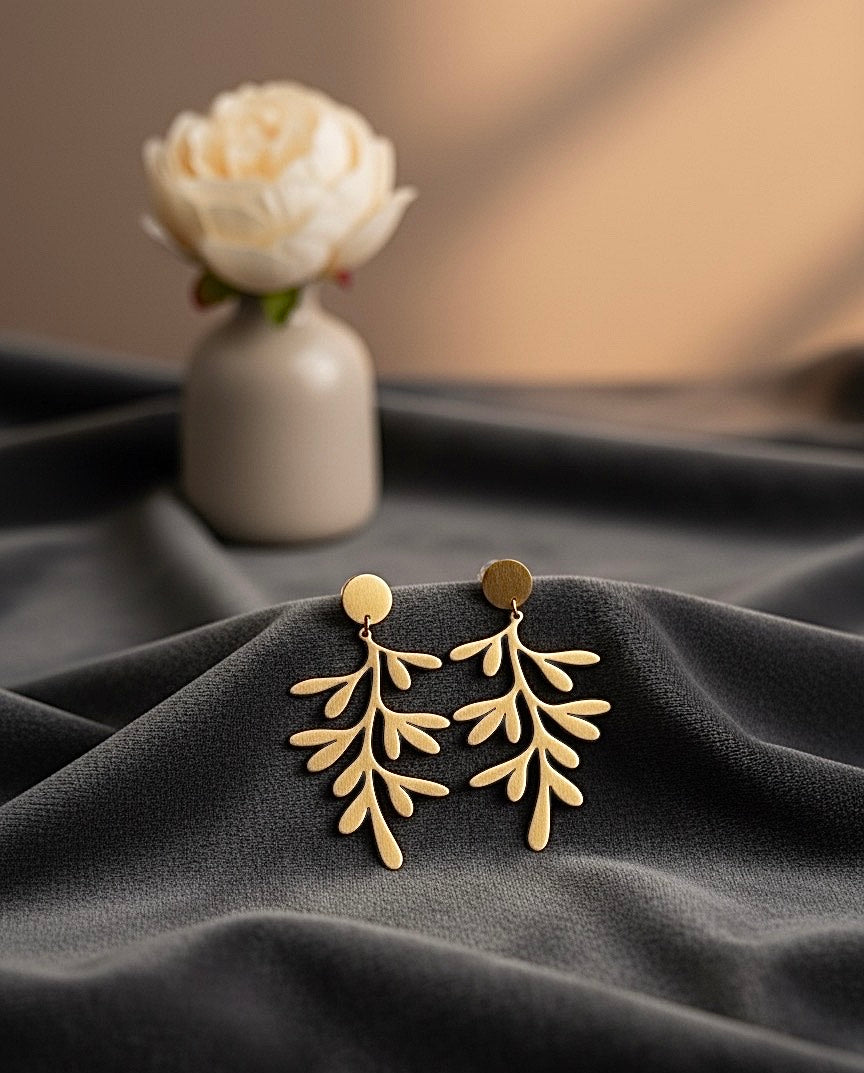 Elegant Gold-Tone Leaf Drop Earrings - Imitation Nature-Inspired Charm