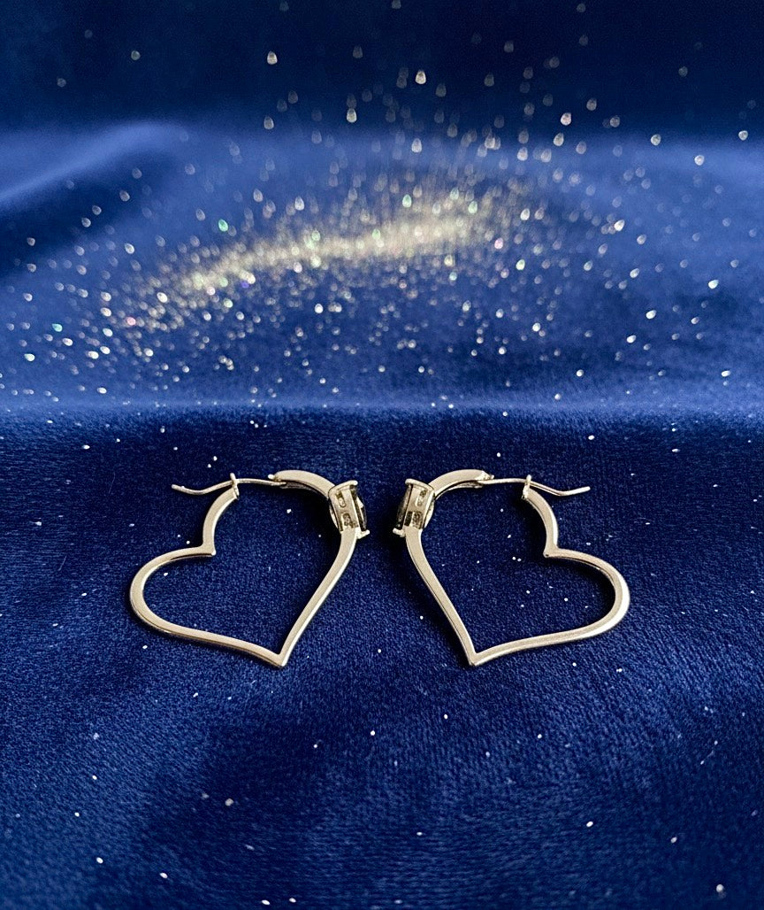 Chic Heart-Shaped Hoop Earrings