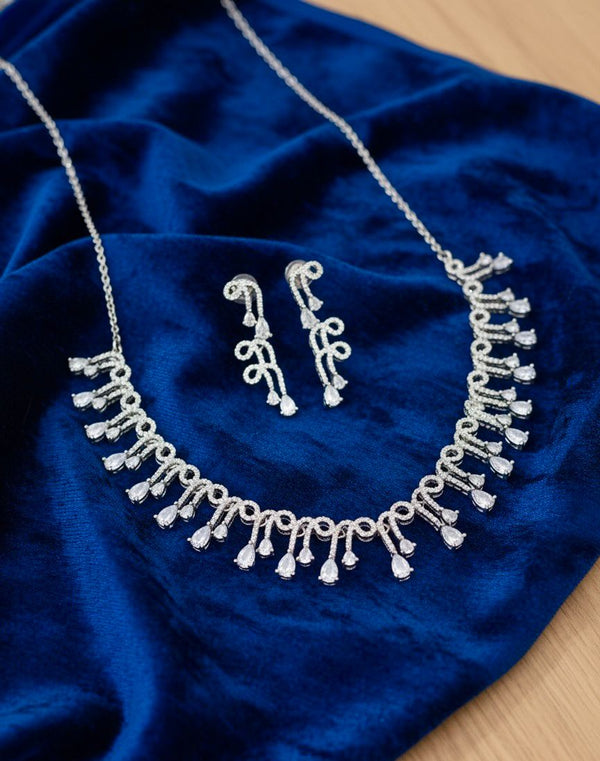 ORIGINAL AD NECKLACE WITH EARRINGS AD866WHITE