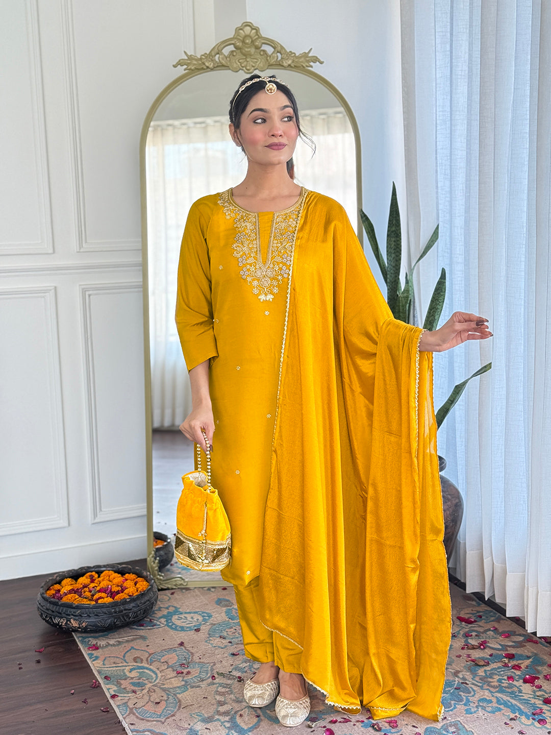 KURTI WITH PANT & DUPATTA VI-VEDIKA