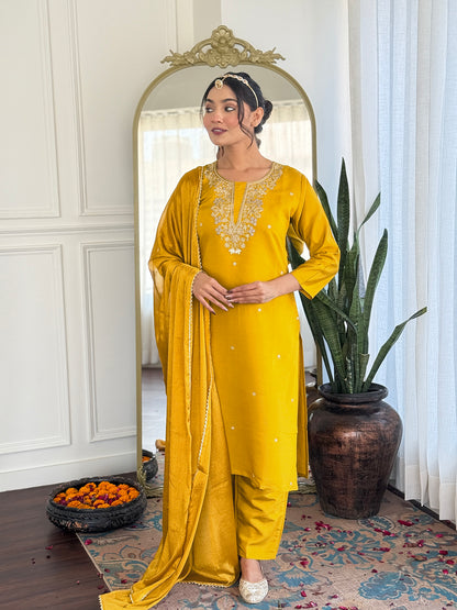 KURTI WITH PANT & DUPATTA VI-VEDIKA