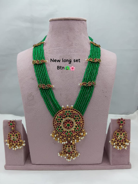 Traditional Design Temple Jewellery Set With Matching Earrings TM472GREEN
