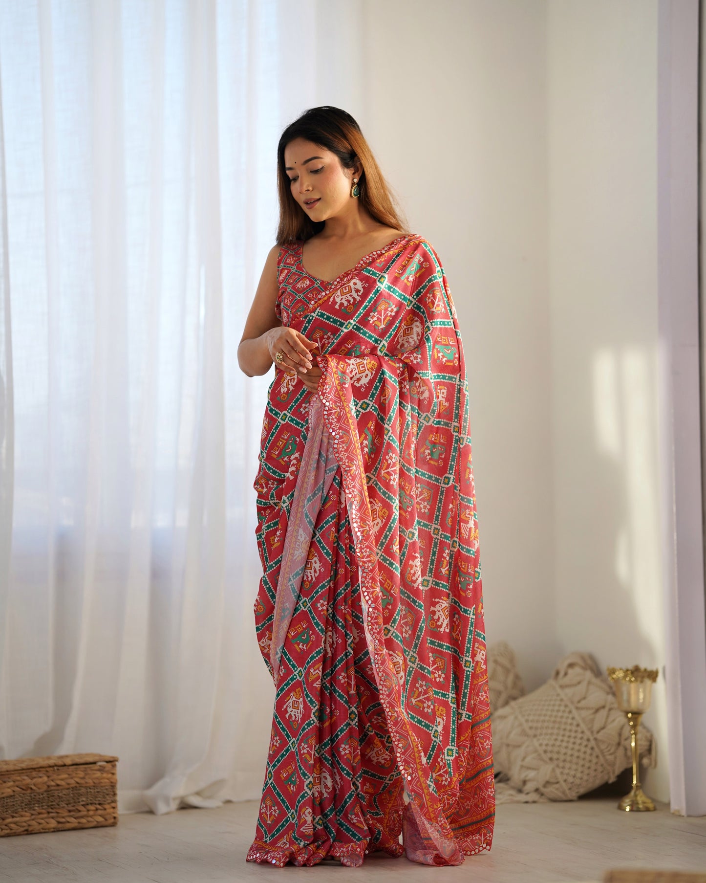 Heavy Chinnon  Saree With Unstitched Blouse DVS-09