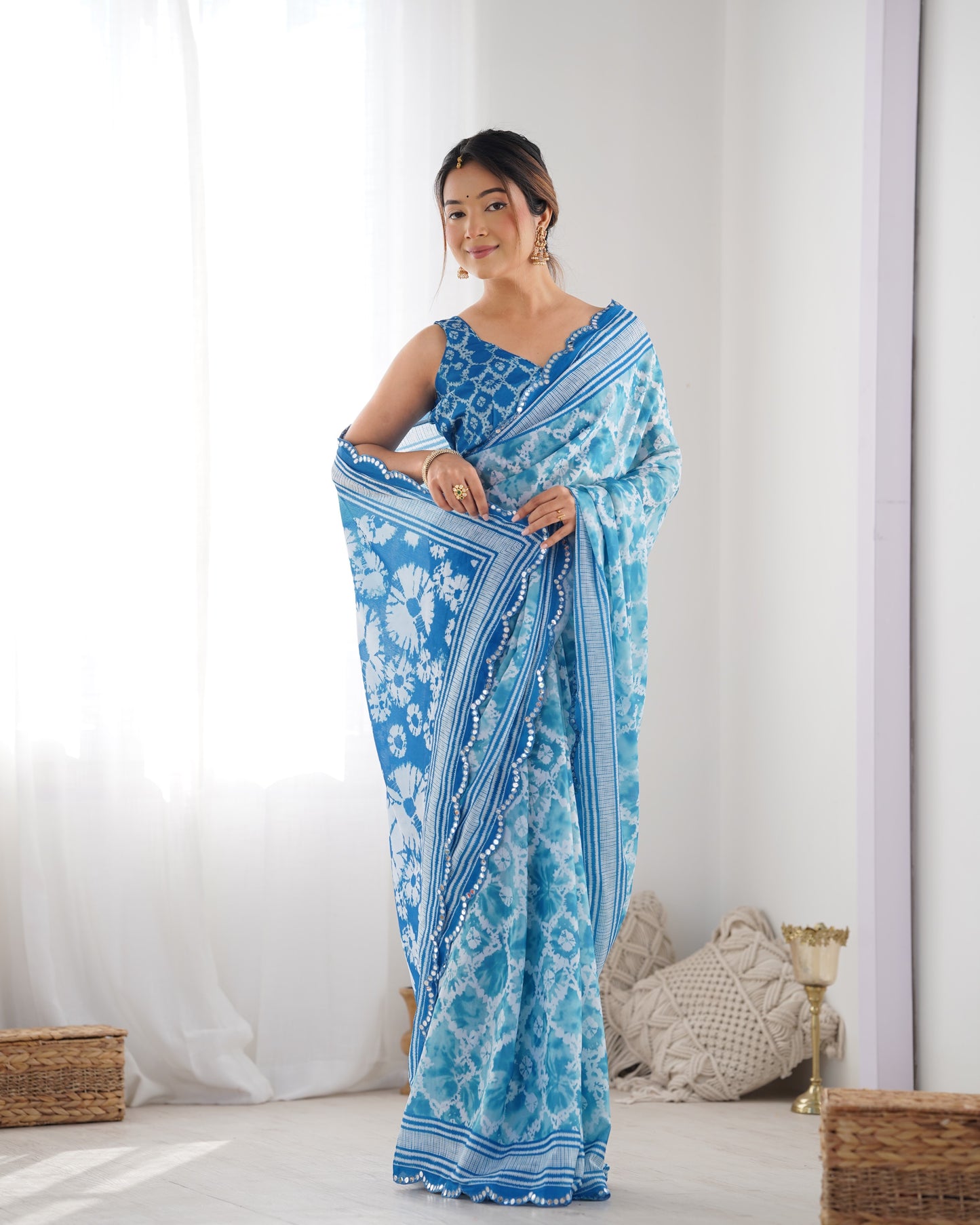 Heavy Chinnon  Saree With Unstitched Blouse DVS-21