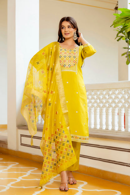 KURTI  WITH PANT & DUPATTA HR-35