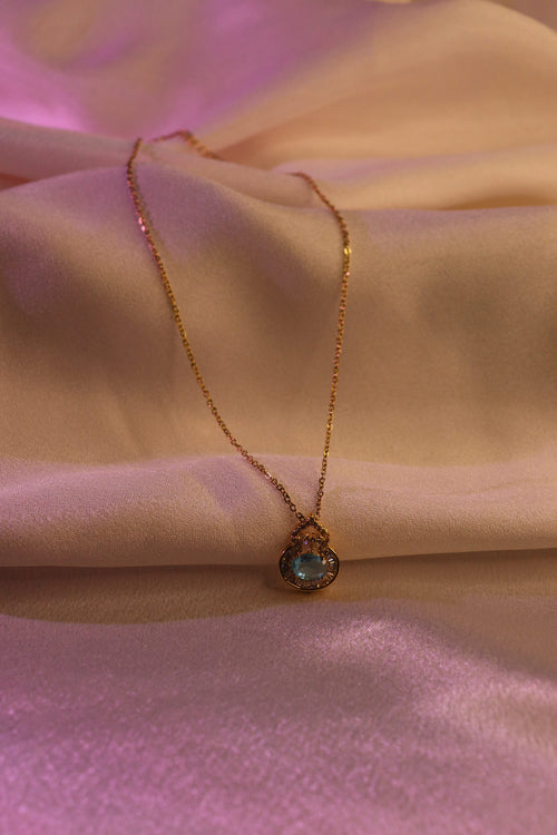 Blue Radiance Gold Pendant Necklace