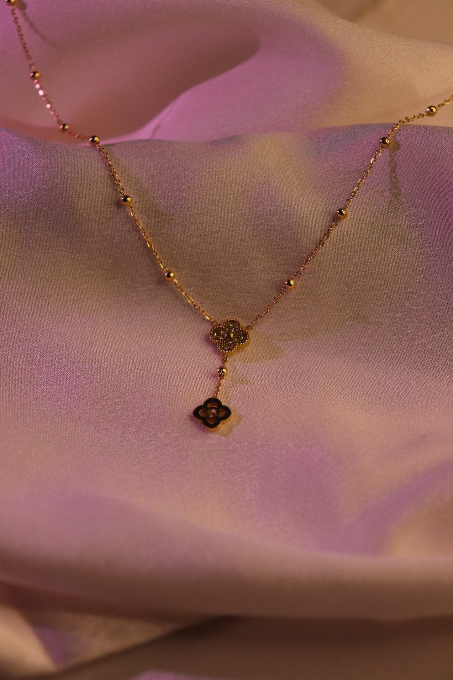 Elegant Clover Drop Pendant Necklace