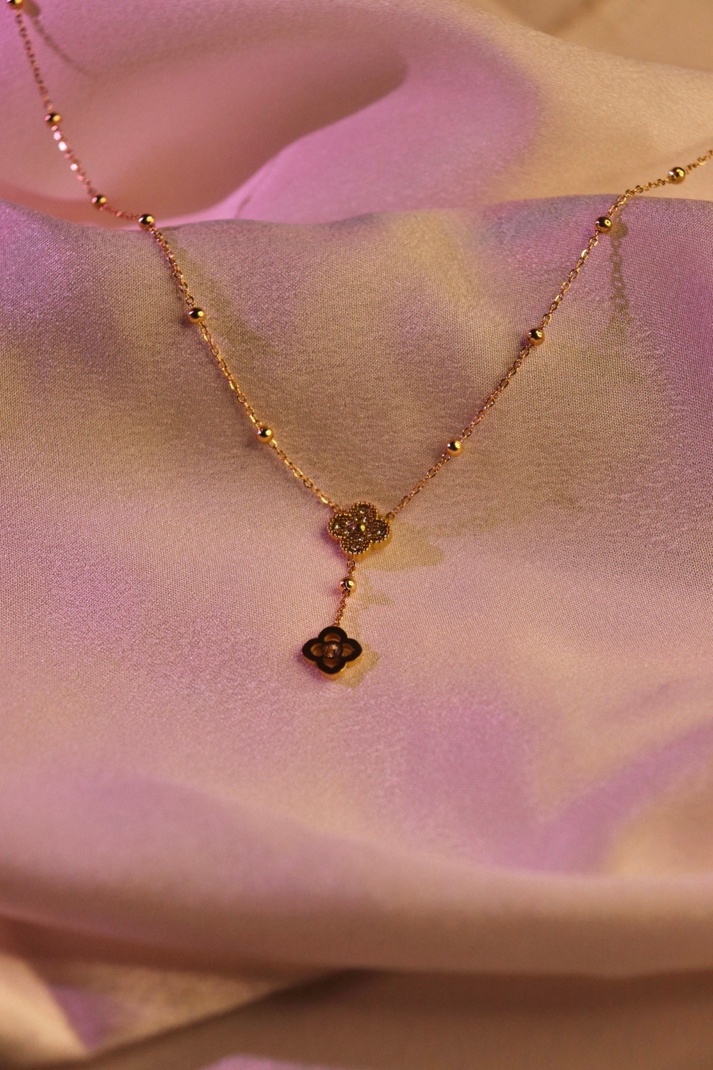 Elegant Clover Drop Pendant Necklace