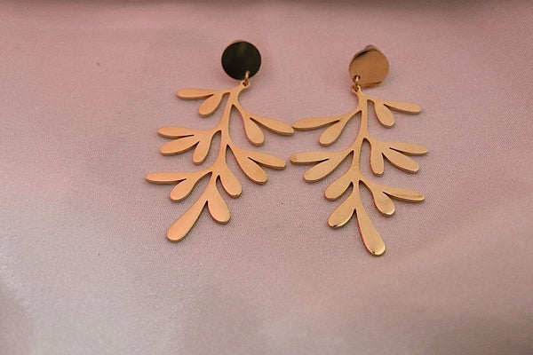 Elegant Gold-Tone Leaf Drop Earrings - Imitation Nature-Inspired Charm