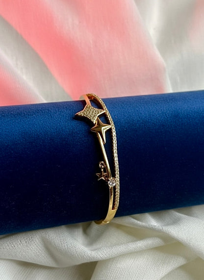 ✨ Golden Starry Elegance Bracelet