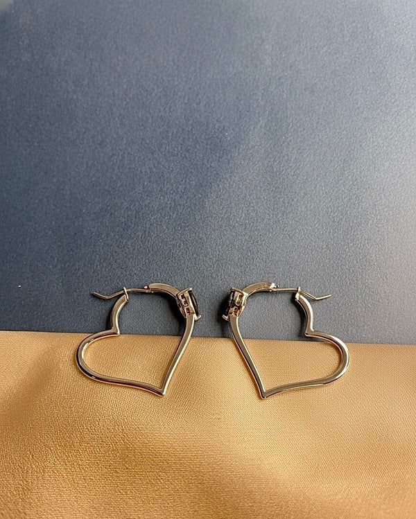 Chic Heart-Shaped Hoop Earrings