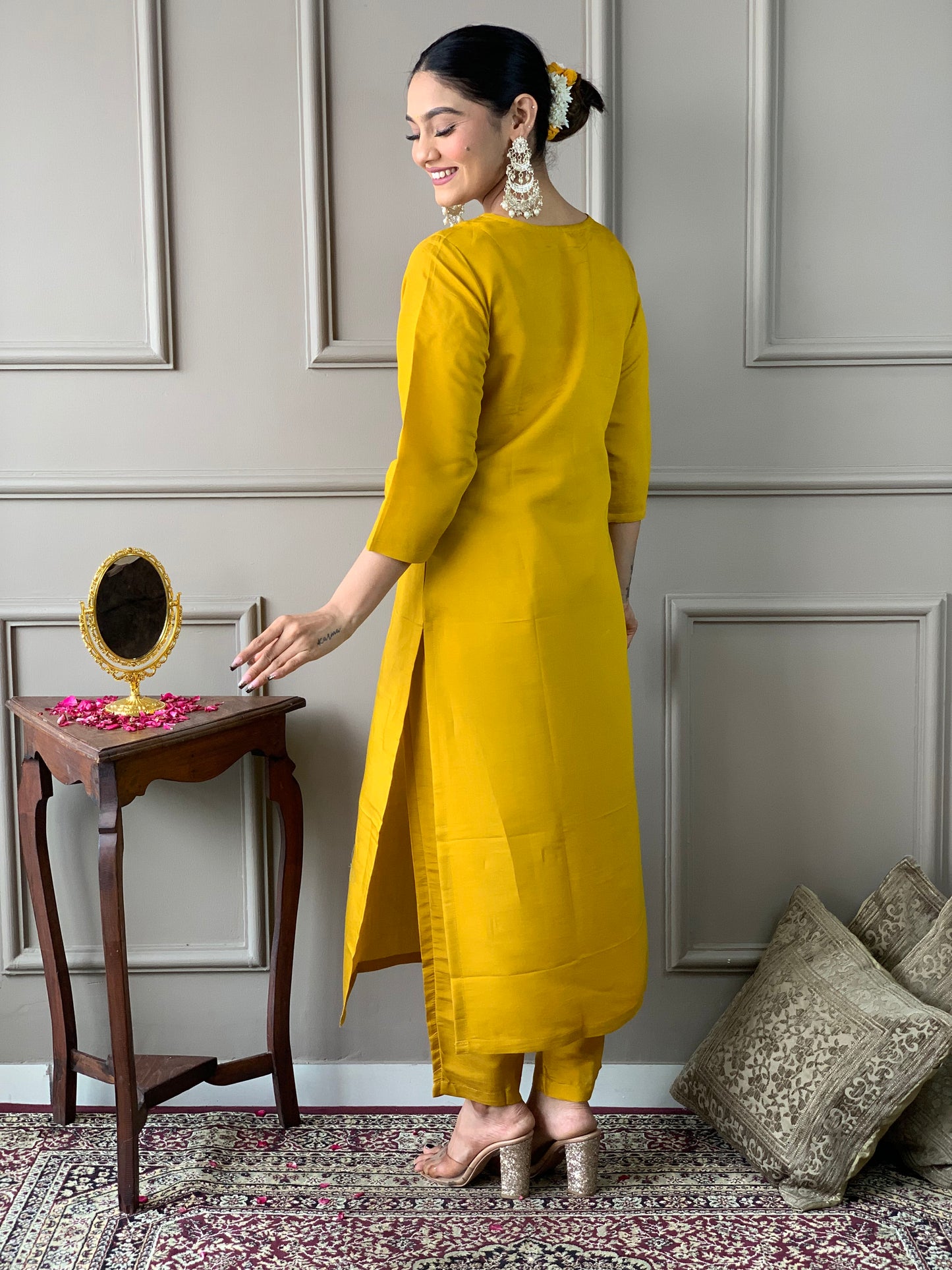 KURTI WITH PANT & DUPATTA VI-Anushree