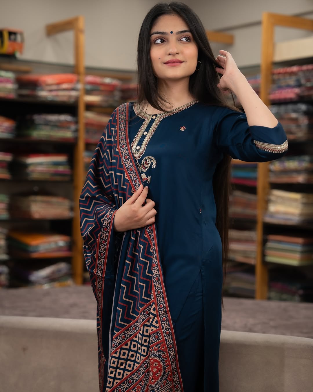 KURTI WITH PANT & DUPATTA MV-6028