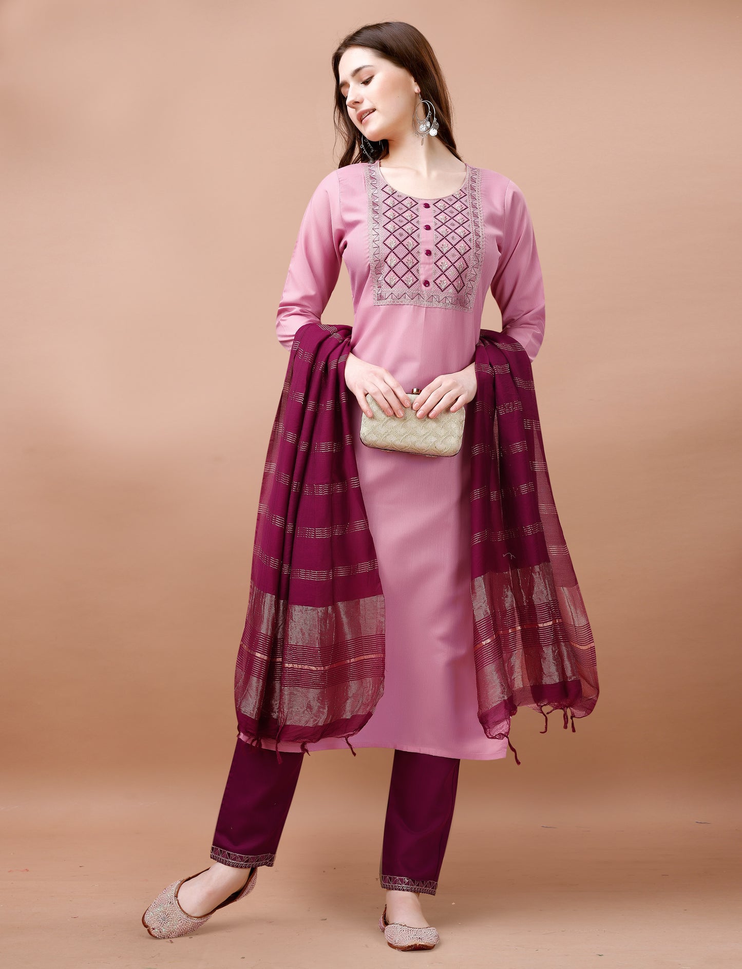 Women Cotton Blend heavy embroidery Kurta With Pant And Dupata Set SG-Welcome