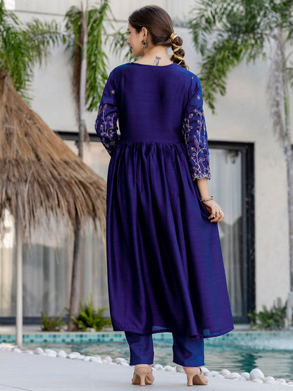 KURTI WITH PANT & DUPATTA D688