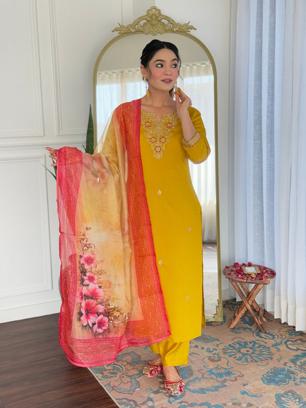 KURTI WITH PANT & DUPATTA D697