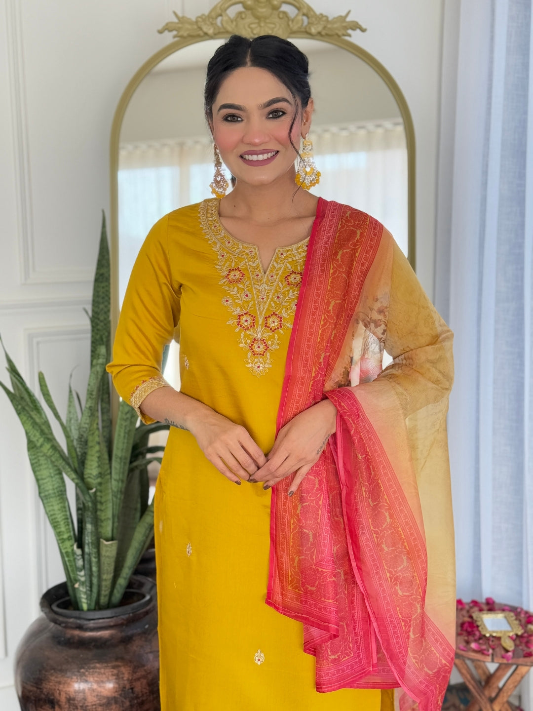 KURTI WITH PANT & DUPATTA D697