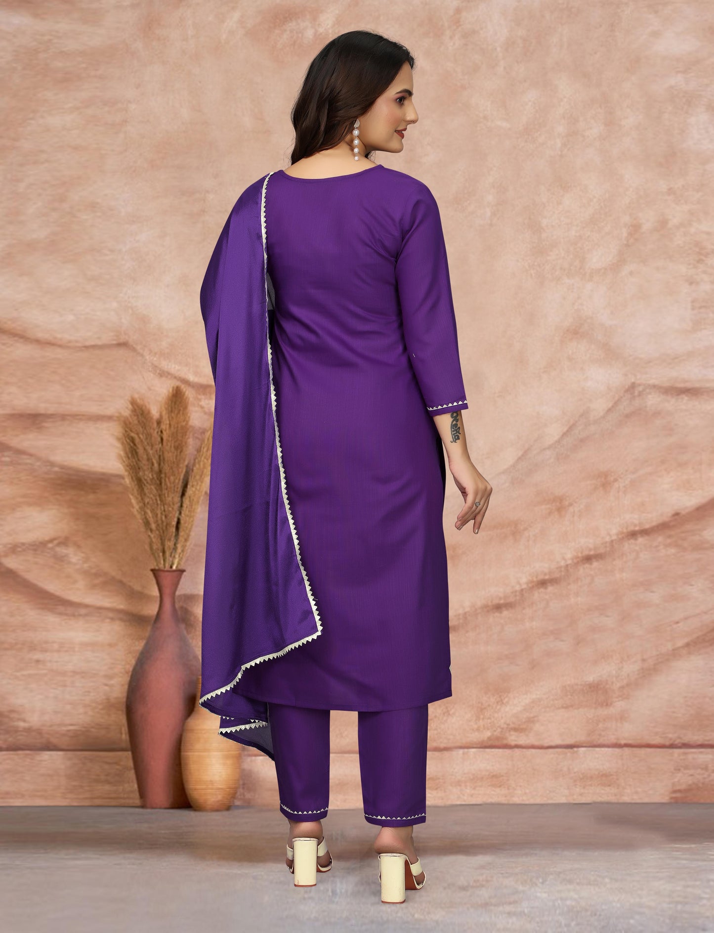 Women's Embroidered Cottan Blend Kurti With Pant & Dupatta Set SG-Jasmin