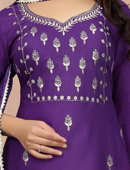 Women's Embroidered Cottan Blend Kurti With Pant & Dupatta Set SG-Jasmin