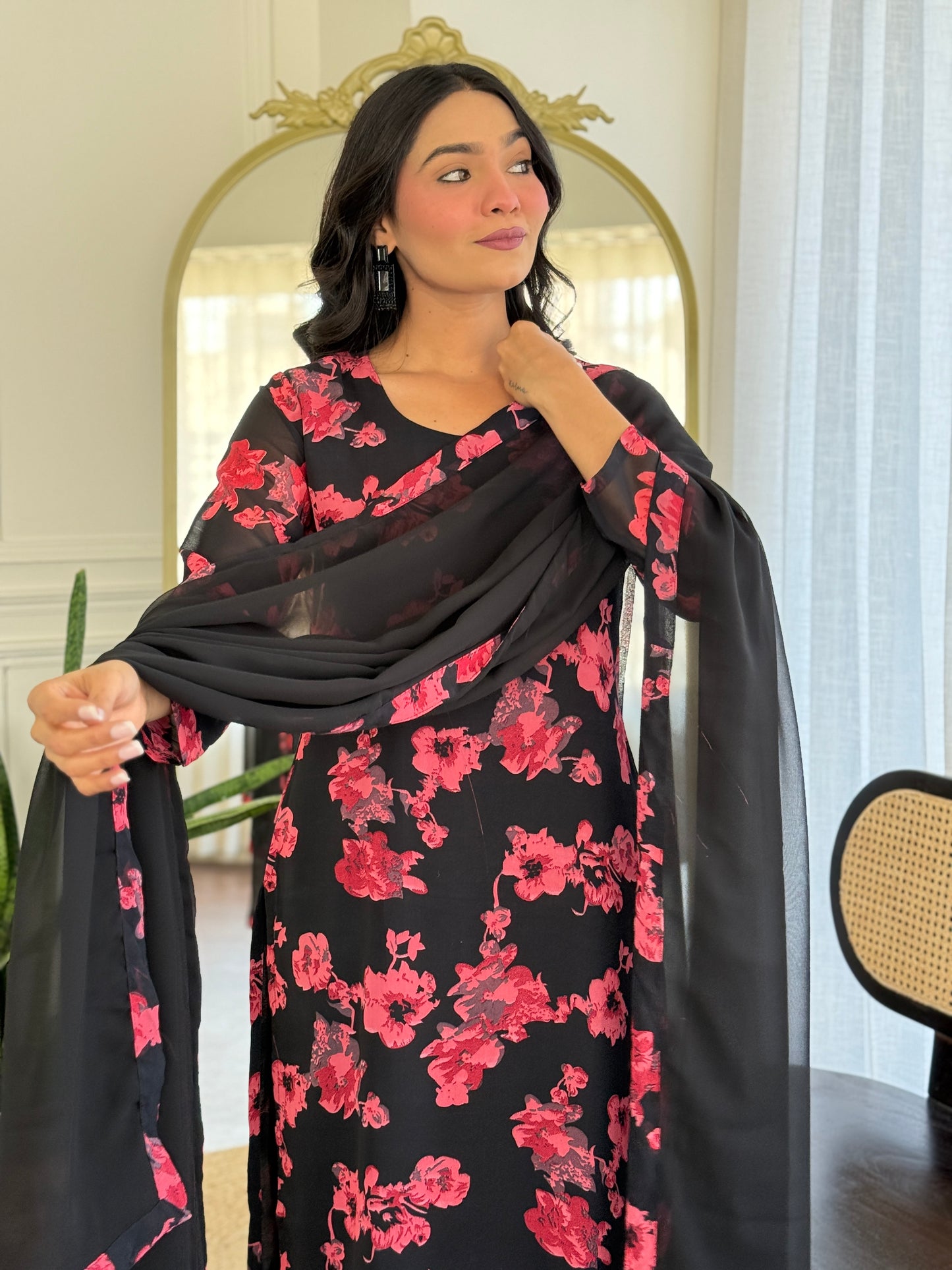 KURTI WITH PANT & DUPATTA  VI-201