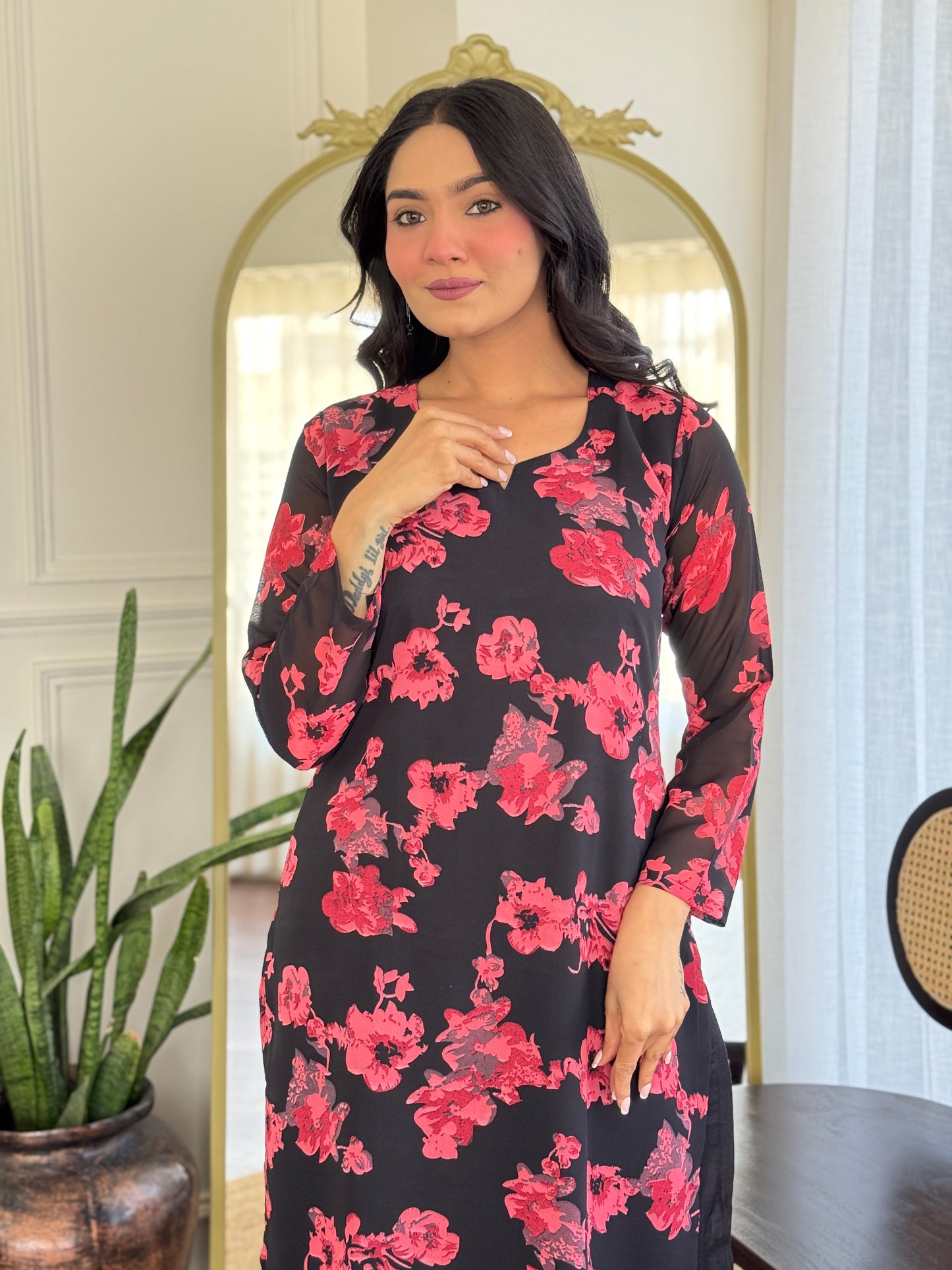 KURTI WITH PANT & DUPATTA  VI-201