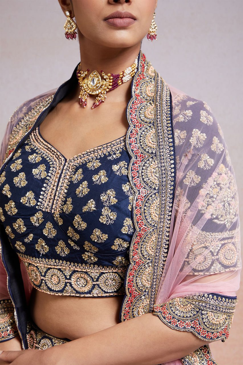 LEHENGA CHOLI BINDIYA