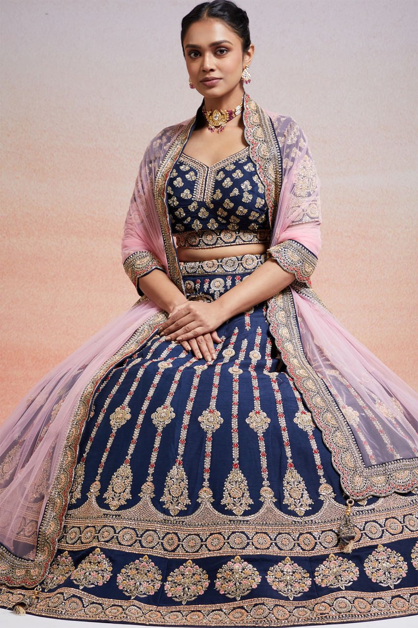 LEHENGA CHOLI BINDIYA