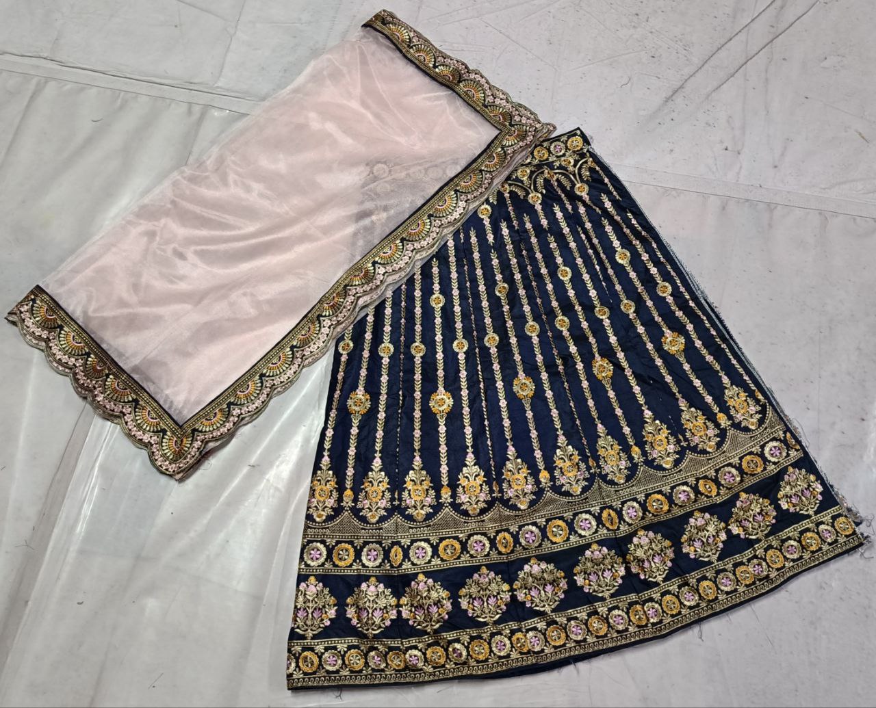 LEHENGA CHOLI BINDIYA