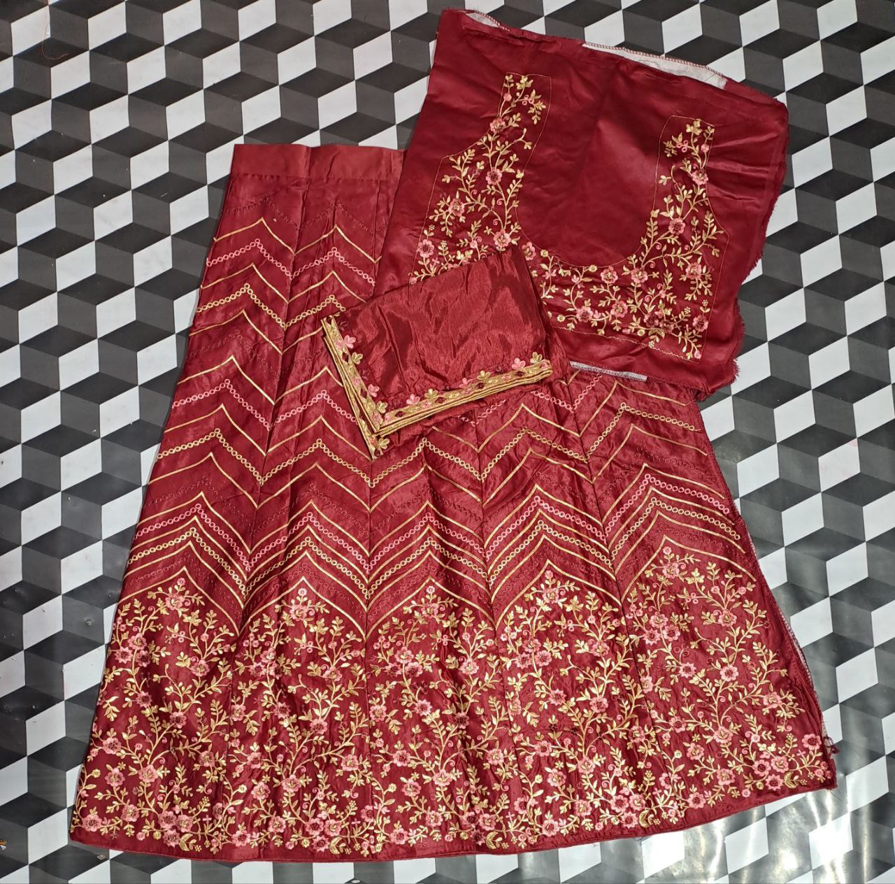 LEHENGA CHOLI CHAMIYA