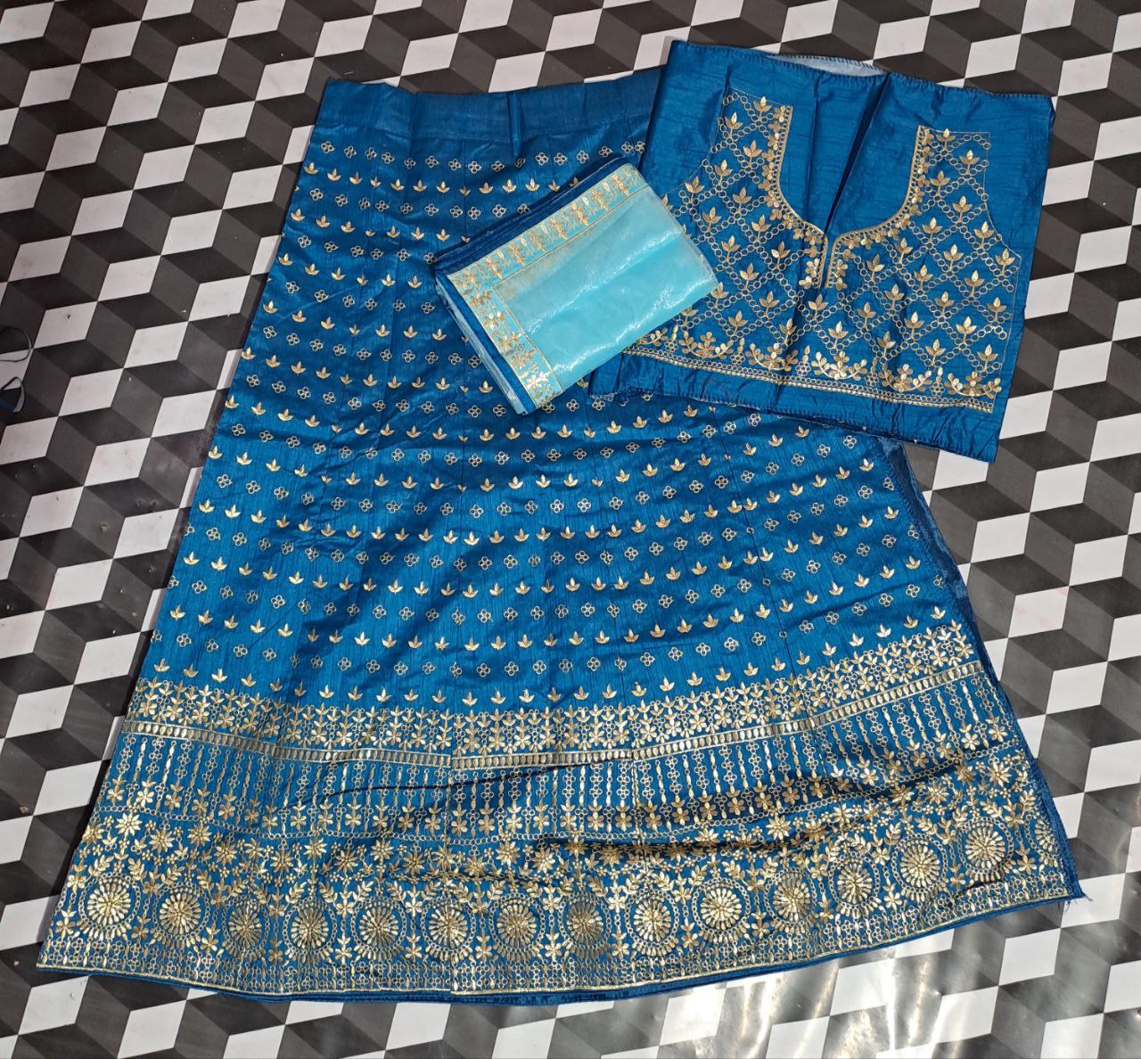 LEHENGA CHOLI RIM ZIM