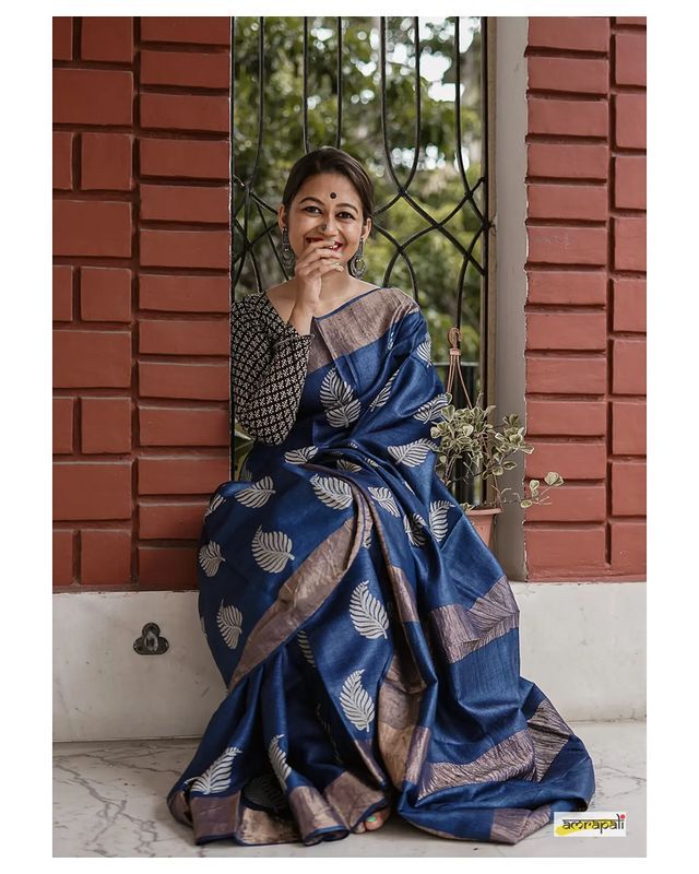 Banarsi Soft Silk Saree DVS-01