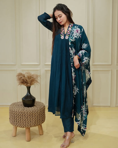 KURTI  WITH PANT & DUPATTA ST-RASMIKA